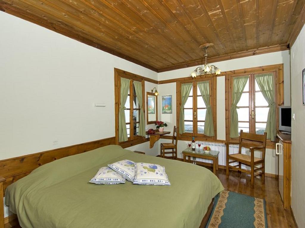 ויזיצה Hotel Stoikos מראה חיצוני תמונה