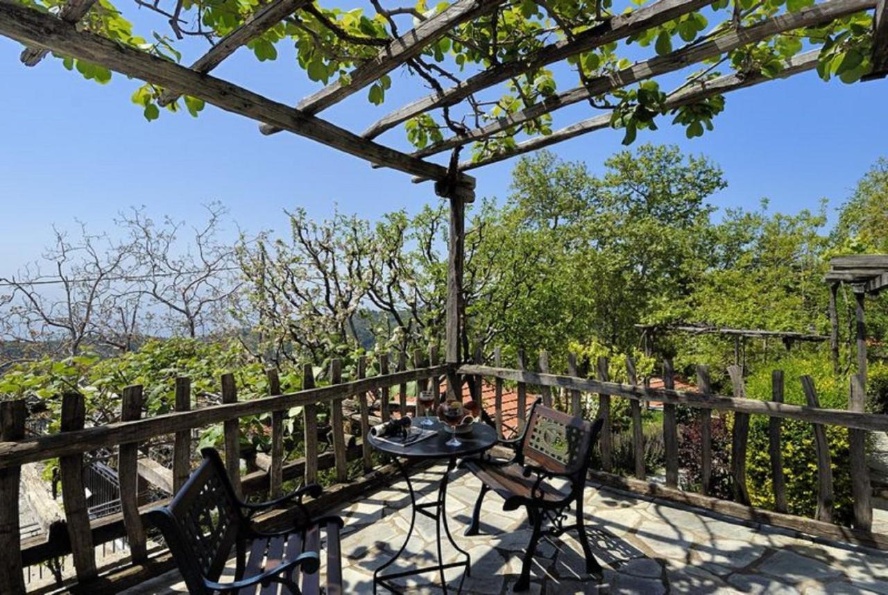 ויזיצה Hotel Stoikos מראה חיצוני תמונה